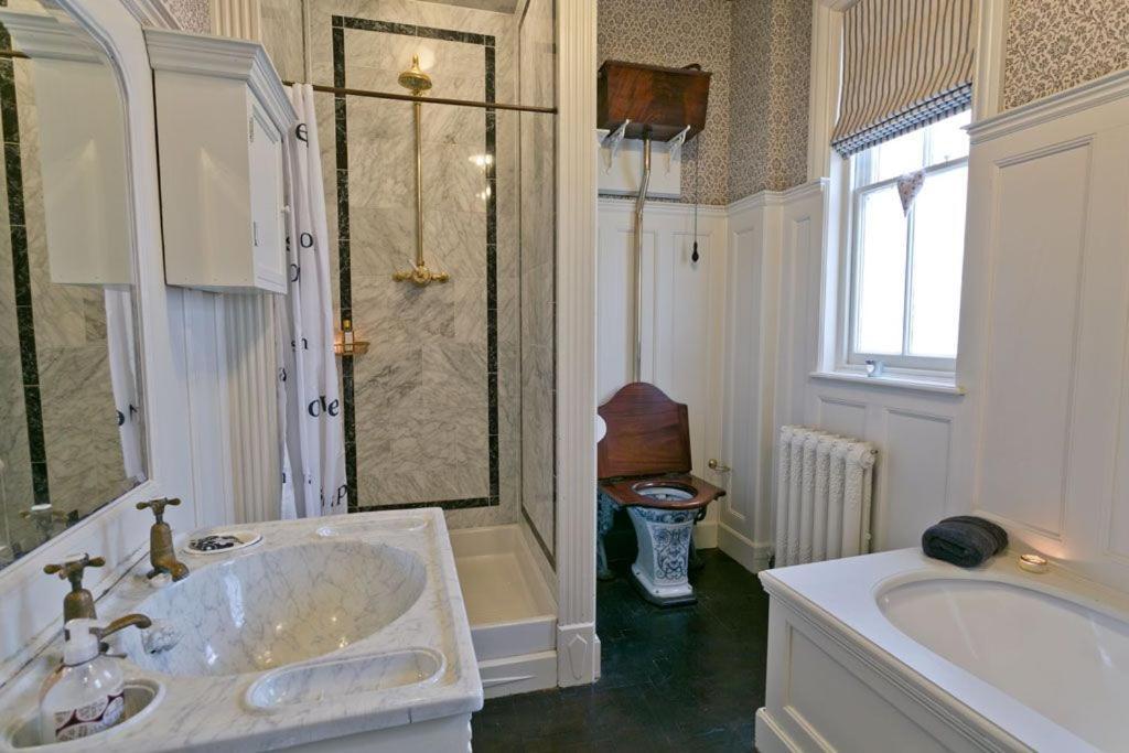 Вилла Bay House Бомарис Экстерьер фото